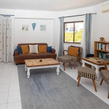 Casa Lottie *